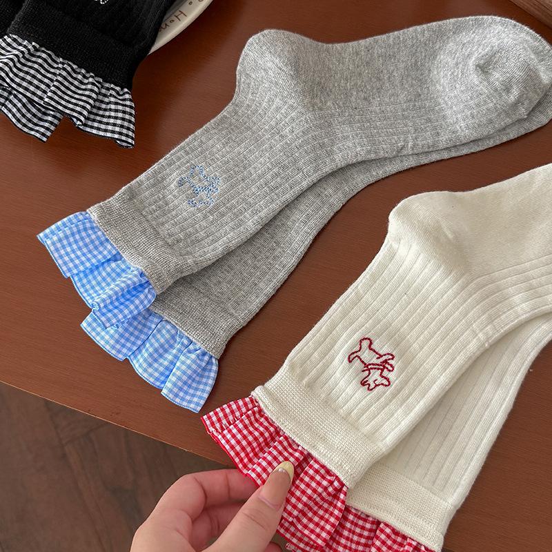 Female Spring and Autumn Lovely Cartoon Embroidered Puppy Plapper Lace College Windpipe Pile Socks