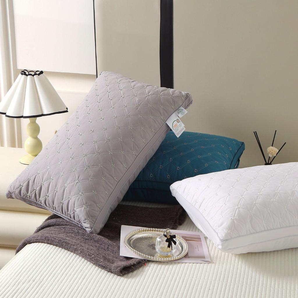 Checkered Embroidered Velvet Breathable Neck Protection Helps Sleep Hotel Pillows Pillow Cores
