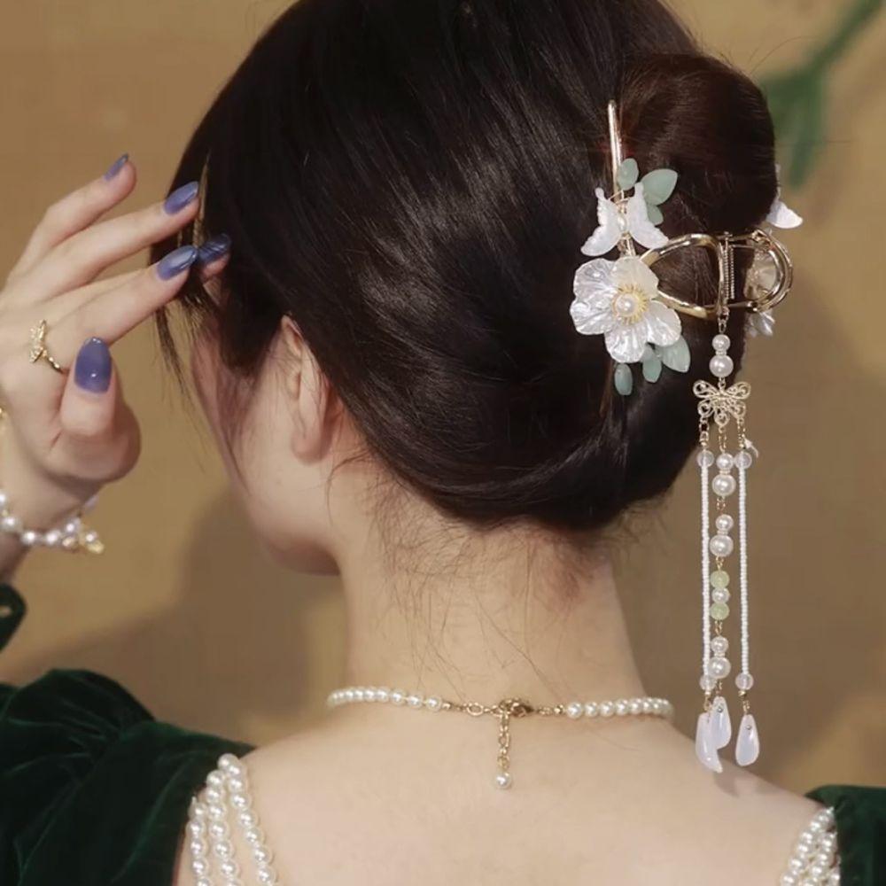 Clip Pearl Pendant Metal Hair Claw Korean Style Hair Clip Flower Hair Clip Women Hair Accessories