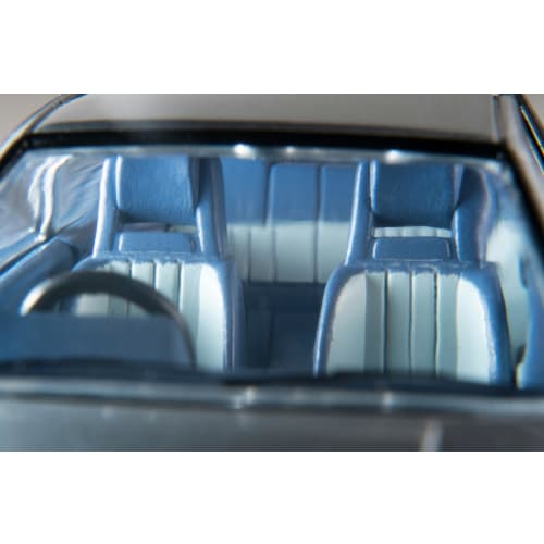 TOMYTEC Tomica Limited Vintage Neo 1/64 Scale LV-N284c Toyota Corolla Levin 2-Door GT-APEX Silver/Black 1984 Model (Finished Product)