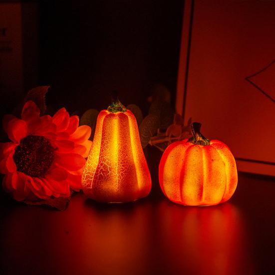 Cracked Pumpkin Figurine Halloween Light-up Pumpkin Sculpture Resin Fall Thanksgiving Tabletop Centerpiece for Halloween Autumn Harvest Home Decor