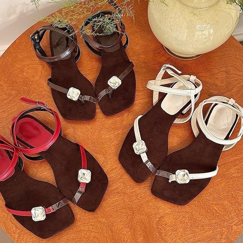 Fashion Women's Summer Crystal Clip Toe Flat Sandals Fashionable Gladiator Outdoor Footwear Ladies Comfortable Sandalias