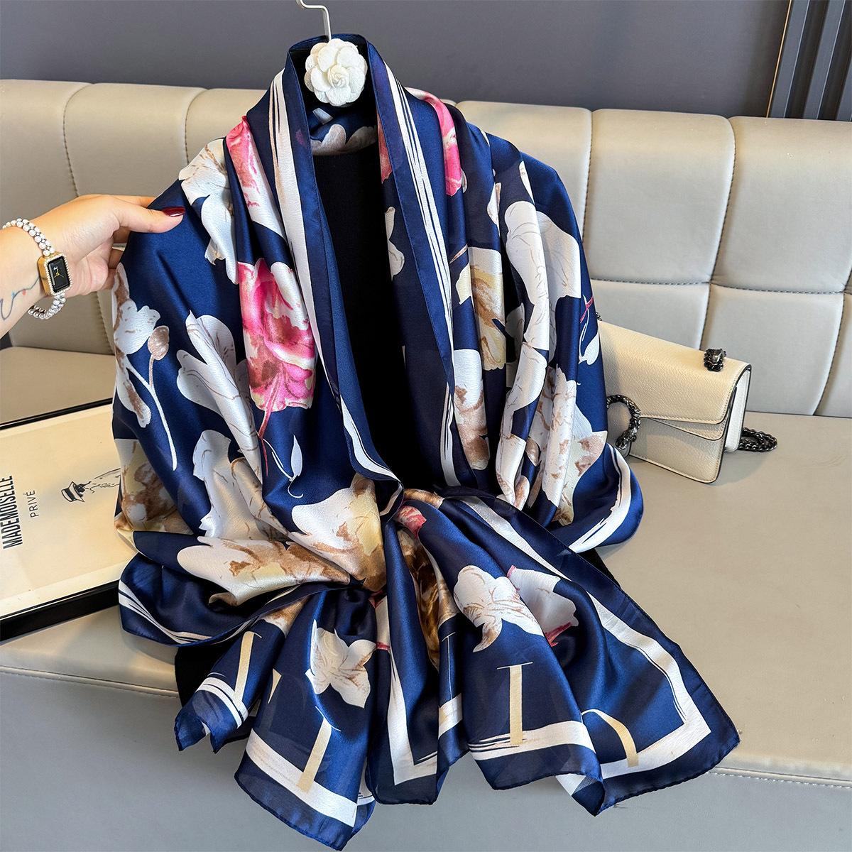 180*90cm Großer Seidensatin Schal Damen Mode Bedruckter Schal Frühling und Sommer Styles Schal Wickeltuch Damen Hand 90x180cm black
