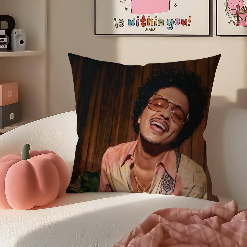 Classic Pop American Singer BBruno Mars Cushion Cover Pillowcase Short Plush Invisible zipper Room Sofa Cushion Cover