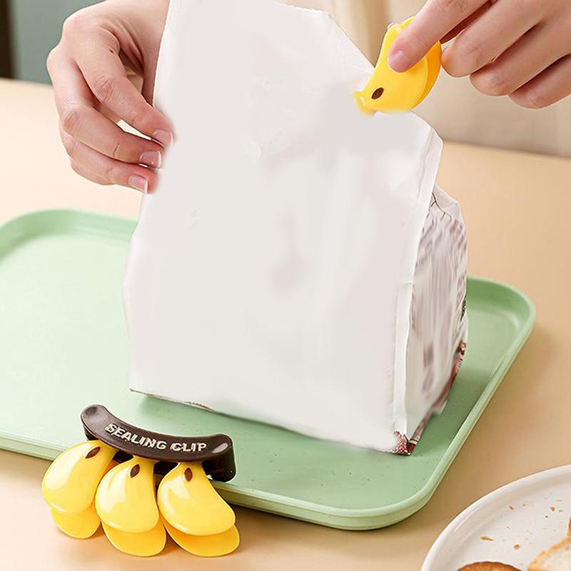 3D Banana Magnetic Fridge Decor - Cute Plastic Food Sealing Clips