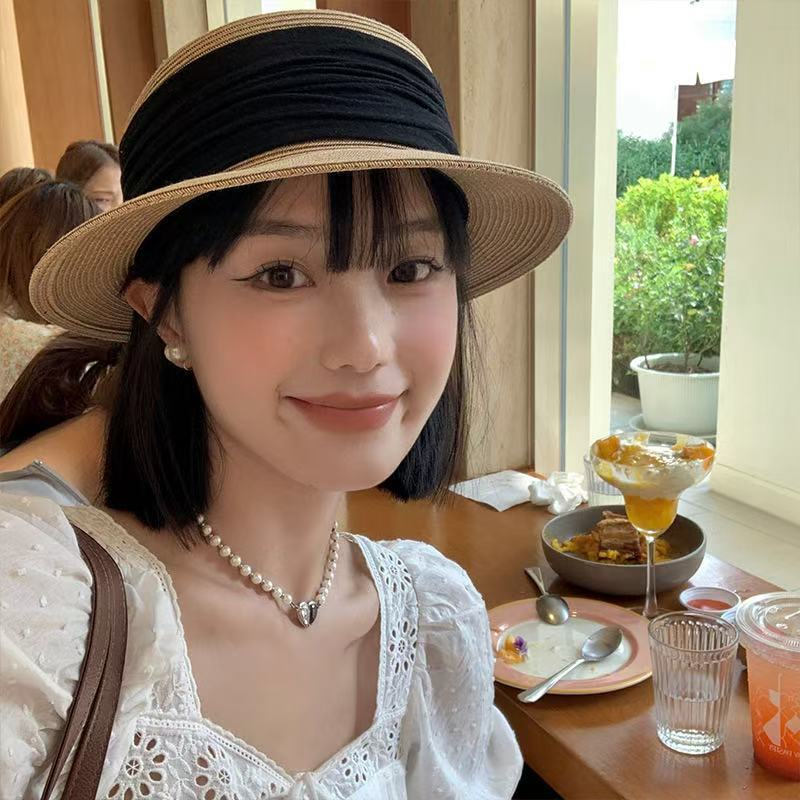 Japanese Hepburn style flat top straw hat female summer small fresh sun hat travel shopping sun protection sun hat show small face Adjustable (54-58cm)