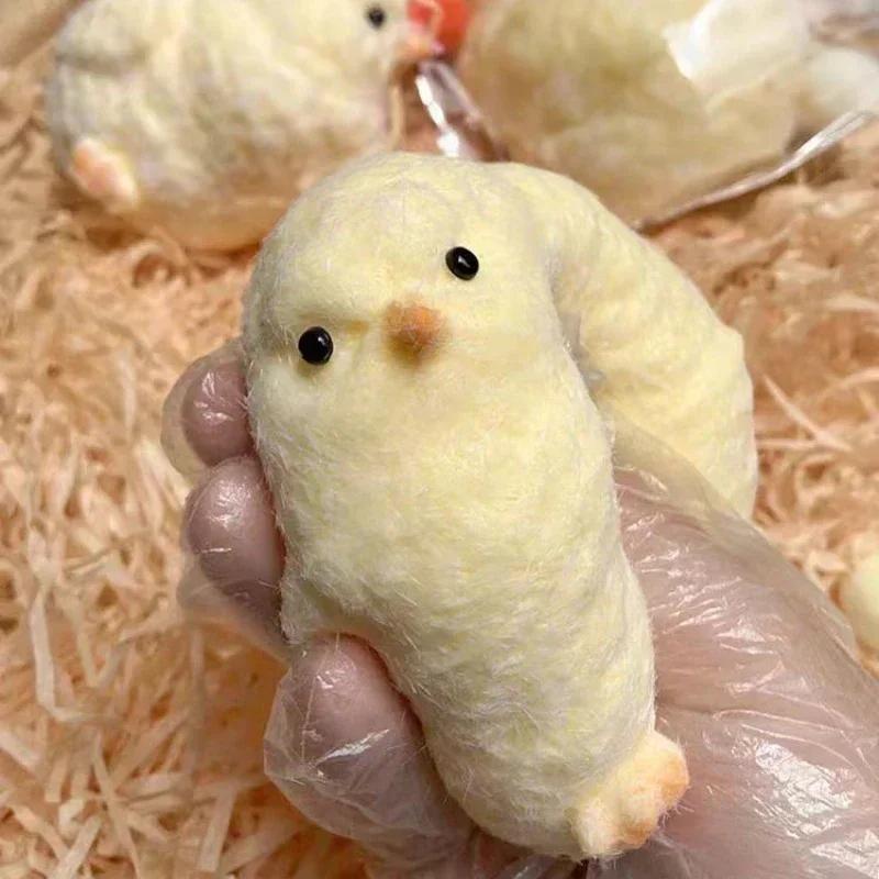 Silicone Chicken Squishy: Handmade Chick Craft, Funny Stress-Relief Toy – TikTok's Viral Fidget Plush Toy