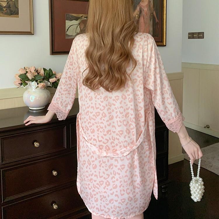 Pink leopard print sexy pajamas women's summer ice silk suspender nightgown nightgown with chest pad loungewear set can be worn outside