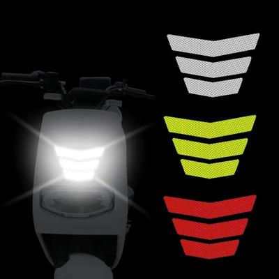 NOVOS Adesivos para Motocicleta Adesivo Refletivo Universal para Para-lama - Design de Seta que Brilha no Escuro para Carros e Motocicletas