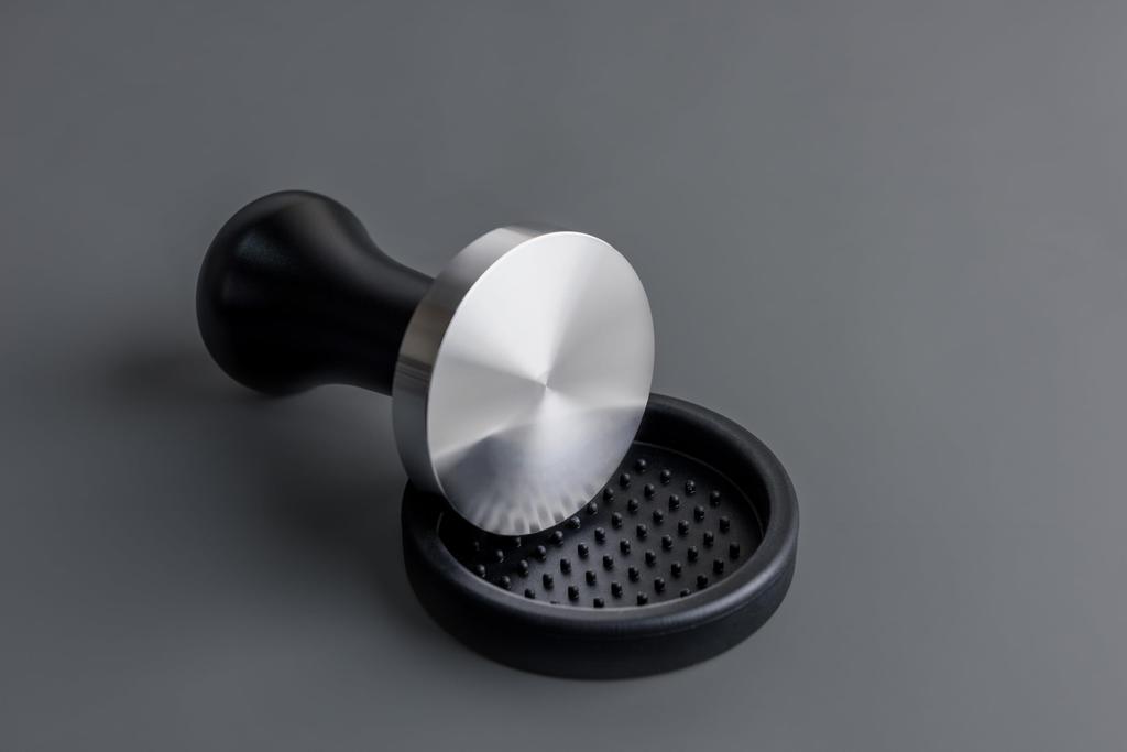 La mellow Espresso Coffee Tamper 515358mm Coffee Tamper for Espresso Machines (58mm Stainless Steel with Aluminum Handle) with Tamper Mat