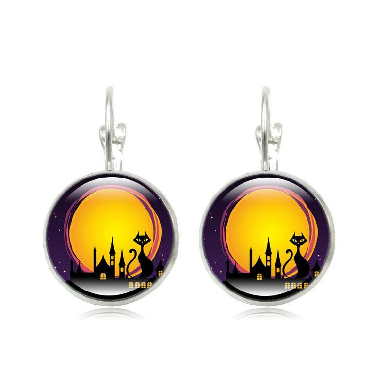 

Design Geometric Fashionable Earrings With Halloween Pumpkin Theme In Finish Silver S1744