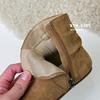 Herbst und Winter 2025 neue Kindermode Retro Fransenanhänger runde Zehe Stiefel zum Stapeln