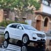 1:32 Cadillac XT5 SUV Alloy Car Model Diecasts Metal Toy Vehicles Car Model Simulation Sound and Light Collection Toy Gift