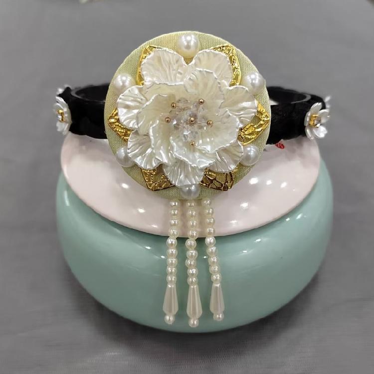 Flower Pearls Korean Hair Hoop Traditional Headband for Stage Shows and Ethnic Festivals Handmade Hair Accessories