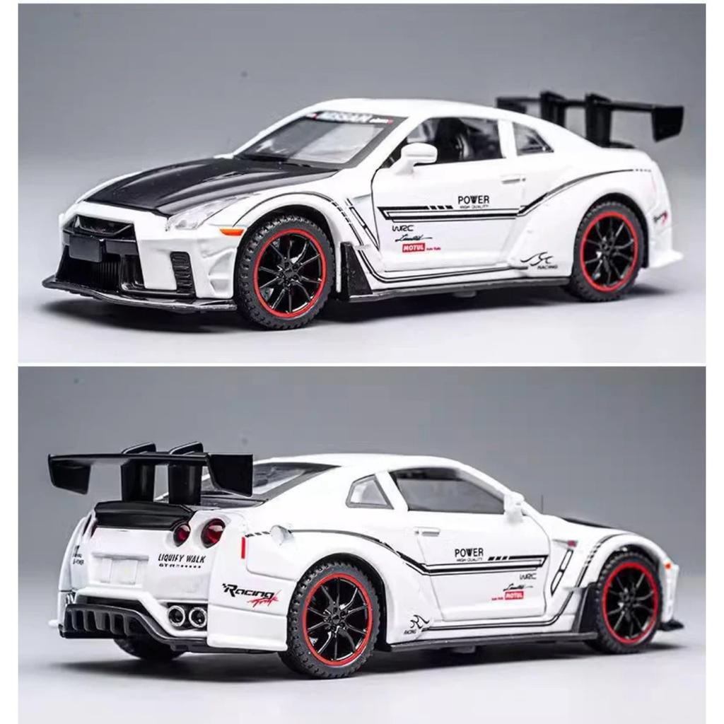 1/32 Scale Nissan GTR R35 Alloy Sports Car Diecast Model Sound & Light Desktop Collection Decorative Gift Boys Display Ornament