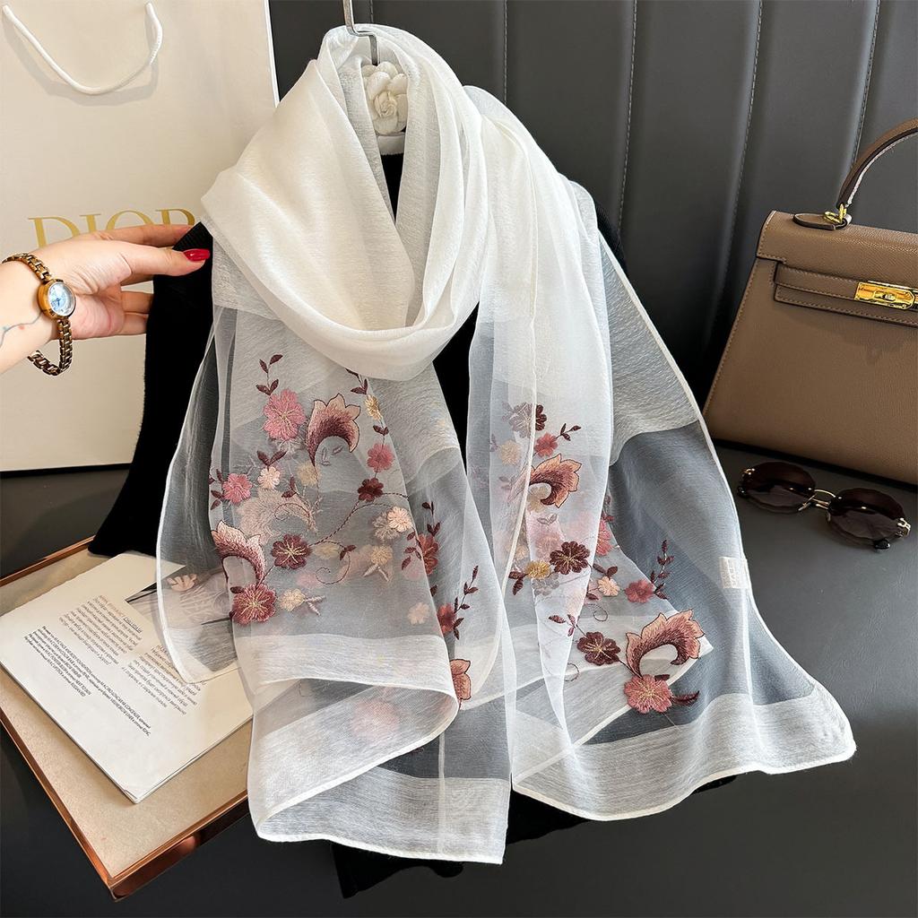 Silk wool scarf Shawls and Wraps Women Floral Embroidery Bufandas Foulard Pashmina Neck Poncho Female Scarves Hijab Bandana