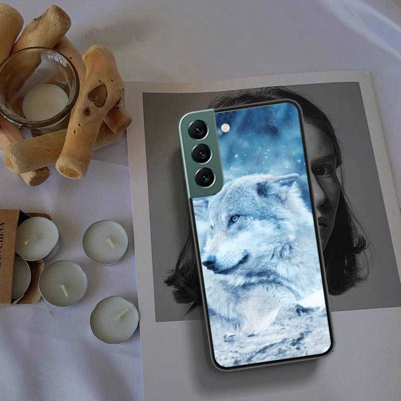 Snow White Blue Eyes Wolf Phone Case For Samsung Galaxy A12 A22 A32 A42 A52 A72 A54 A34 A24 A14 A73 A53 A33 A23 A13 5G F52 F62 C