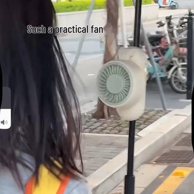 Newcomer Discount: Portable Folding Desktop Mini Fan - Cool Hanging Umbrella Style, Perfect for Summer