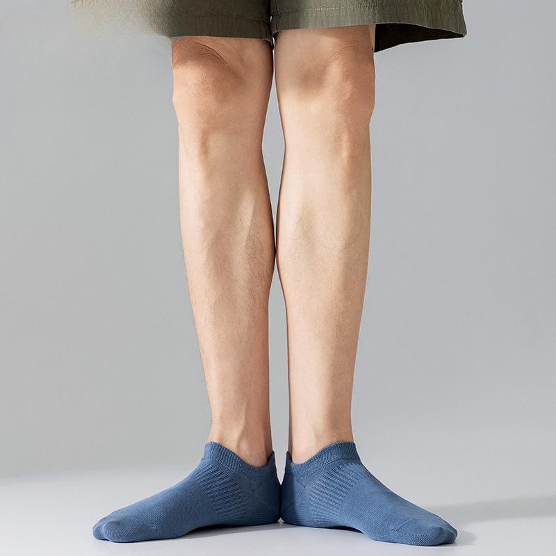 Men's Autumn and Winter Invisible Boat Socks, Simple and Breathable Cotton Socks, Casual Short Socks