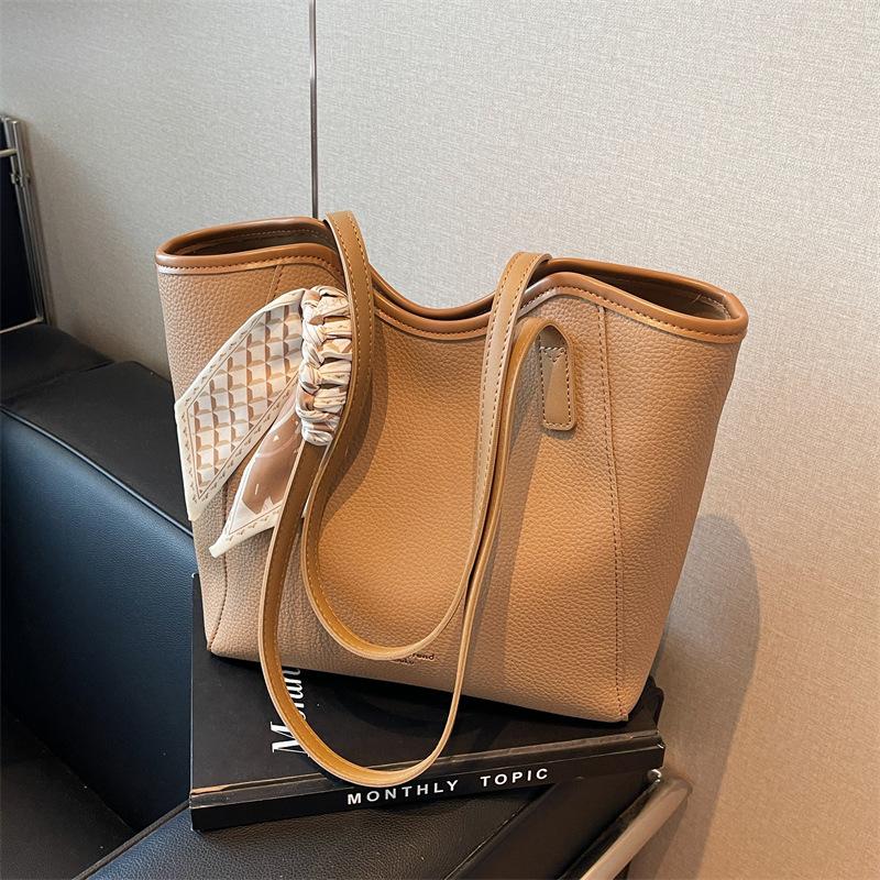 Oblique span bag women's versatile lychee pattern shoulder bag commuter bucket bag women's premium sense bag