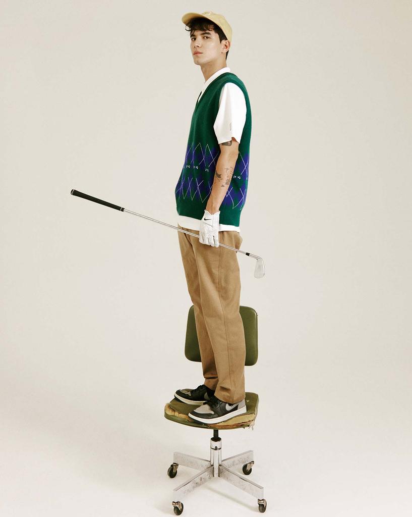 The Greencup X Le Sonnet Logo & Argyle Knit Vest Beige