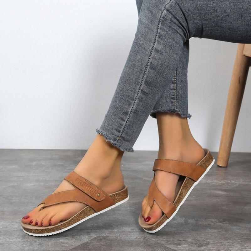 Summer new fashion outer wear non-slip cork cover toe pinch foot beach cool slippers women's flat slippers