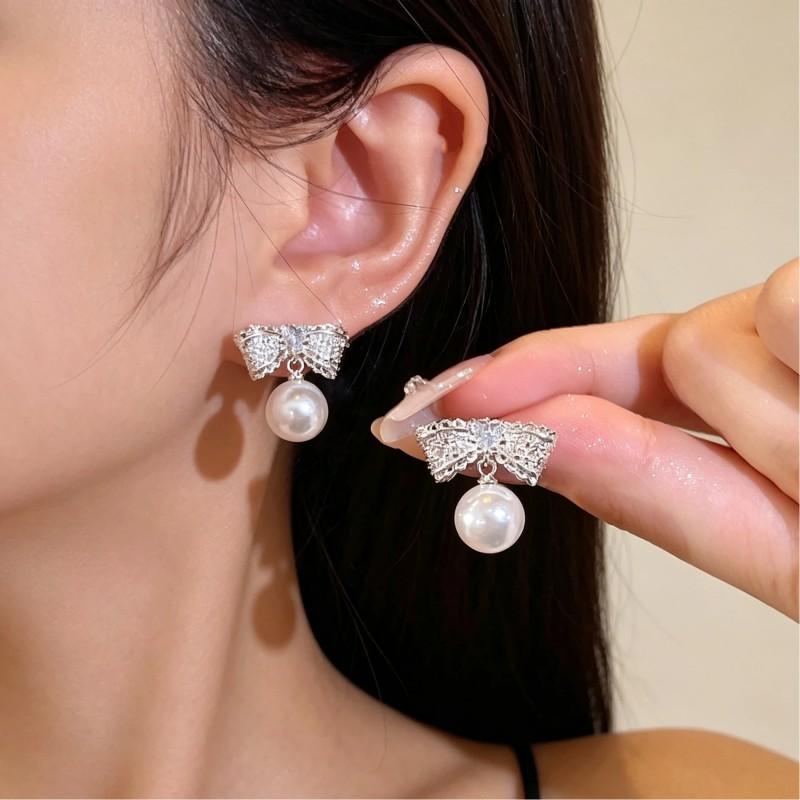 Geometric C-Shaped Pearl Earrings Women Trendy Ins Style Alloy Studs With 14K Gold Plated Post