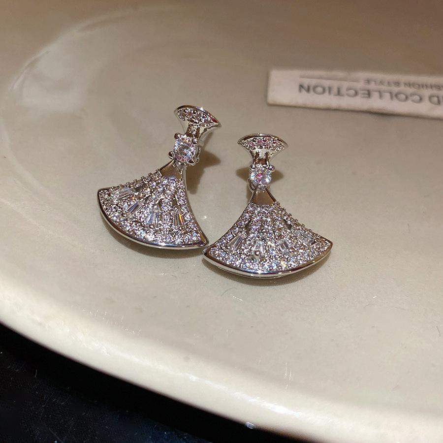 

K real gold electroplated silver needle zircon fan pendant earrings fashionable exquisite earrings light luxury high-end earrings women