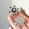 Rotating Snowflake Brooch for Women - High-end, Exquisite, Pleated Blouse Accessory, High-end Waist Cinch Brooch, Flower Pin