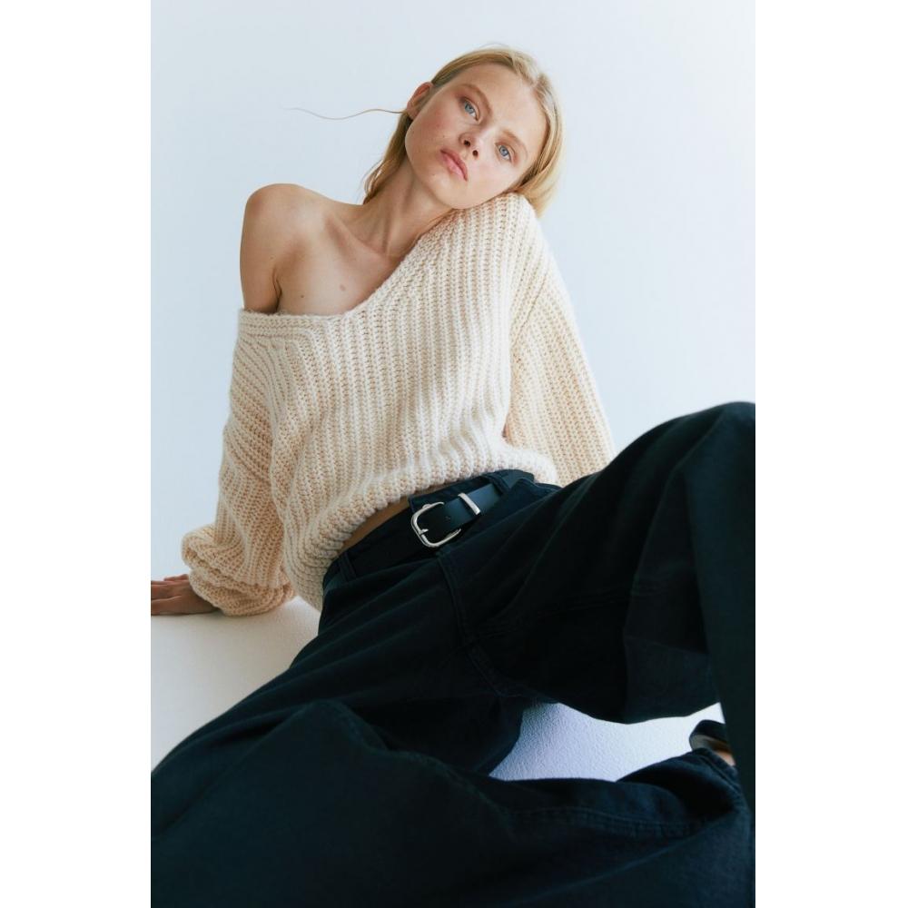 

Свитер в рубчик HM кремового цвета