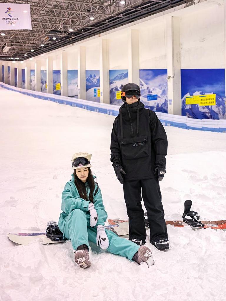 Unisexová zateplená lyžařská kombinéza s kapucí - Trendy zimní sportovní oblečení pro páry