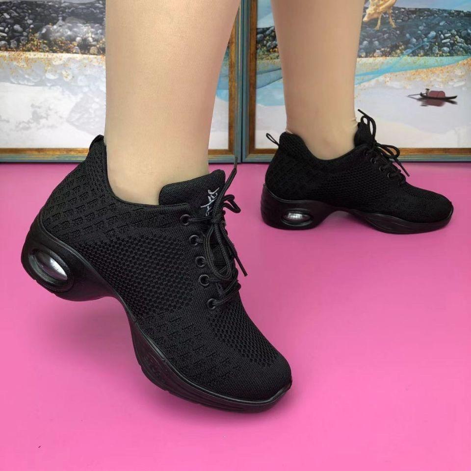 

Обувь для танцев Four Seasons Mother Dance Shoes, женская сетчатая обувь с воздушной подушкой для ходьбы, спортивная повседневная обувь EU34/CN35 чёрный