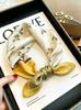 [111 mulberry silk] Bonas women's silk small square scarf silk scarf 11 new autumn and winter gift mother small scarf