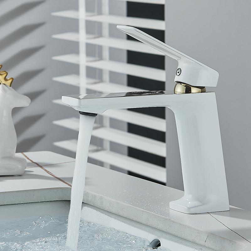 Basin Faucets Hot and Cold Bathroom Hot Cold Water Mixer Tap Chrome/Black Single Handle Basin Water Sink Deck Mounted