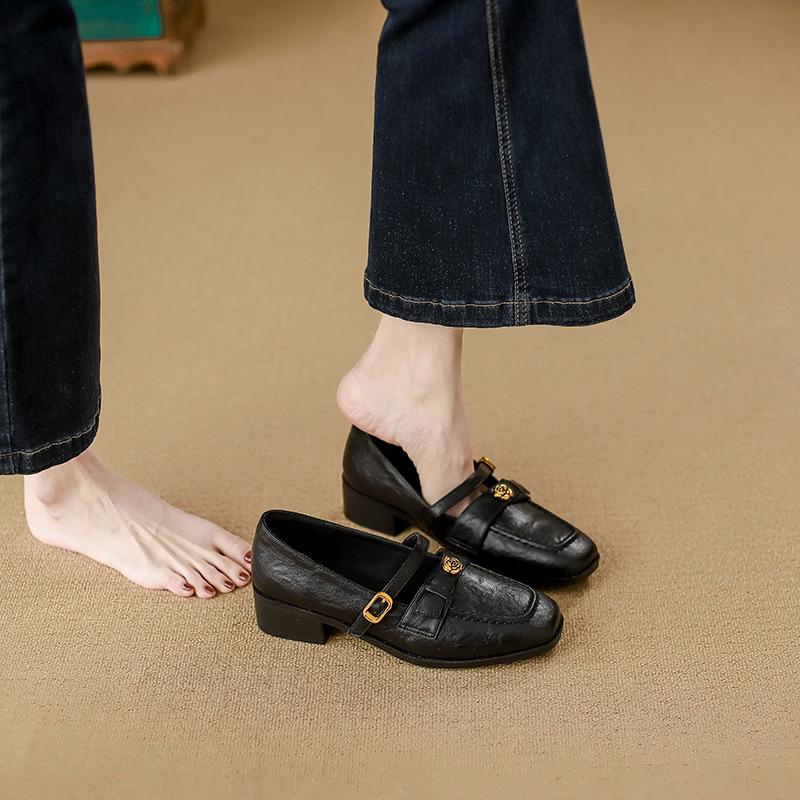 

Retro French Leather Camellia Chunky Heel Mary Jane Shoes - British Style 39