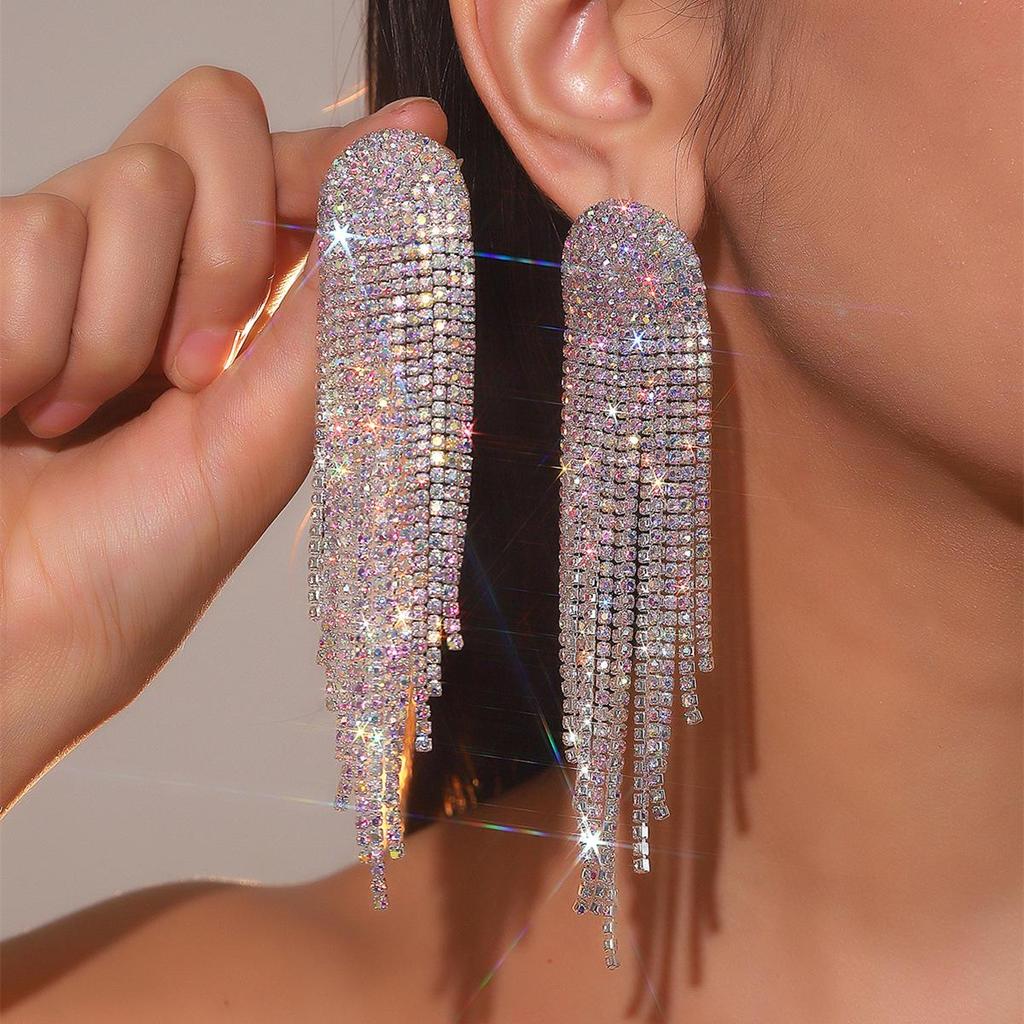 European & American Gradient Diamond Tassel Earrings for Women – High-End Design