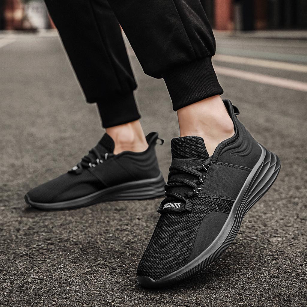 2022 Summer Men'S Casual Shoes Light Sneaker Black Large Size Outdoor Breathable Mesh Fashion Sports Black Running Tennis Shoes