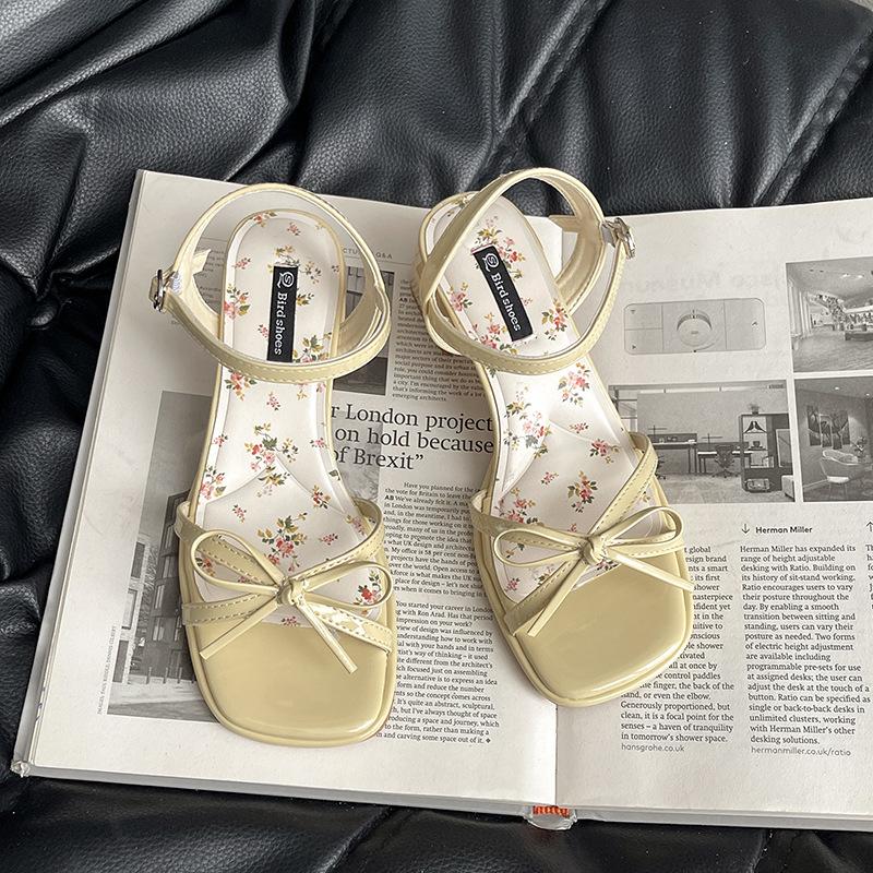 

Модная обувь Женская обувь Туфли на высоком каблуке Узкие Сандалии на среднем каблуке с пряжкой на одно плечо 40 жёлтый