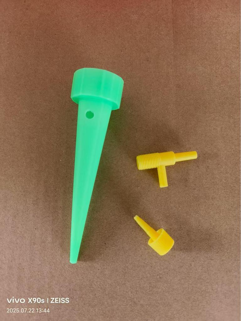 Adjustable Automatic Watering Device for Home & Balcony Plants