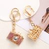 Portachiavi Ciondolo Strass Intarsiati Design Fotocamera Portachiavi con Moschettone Anti-Ossidazione Accessorio per Zaini