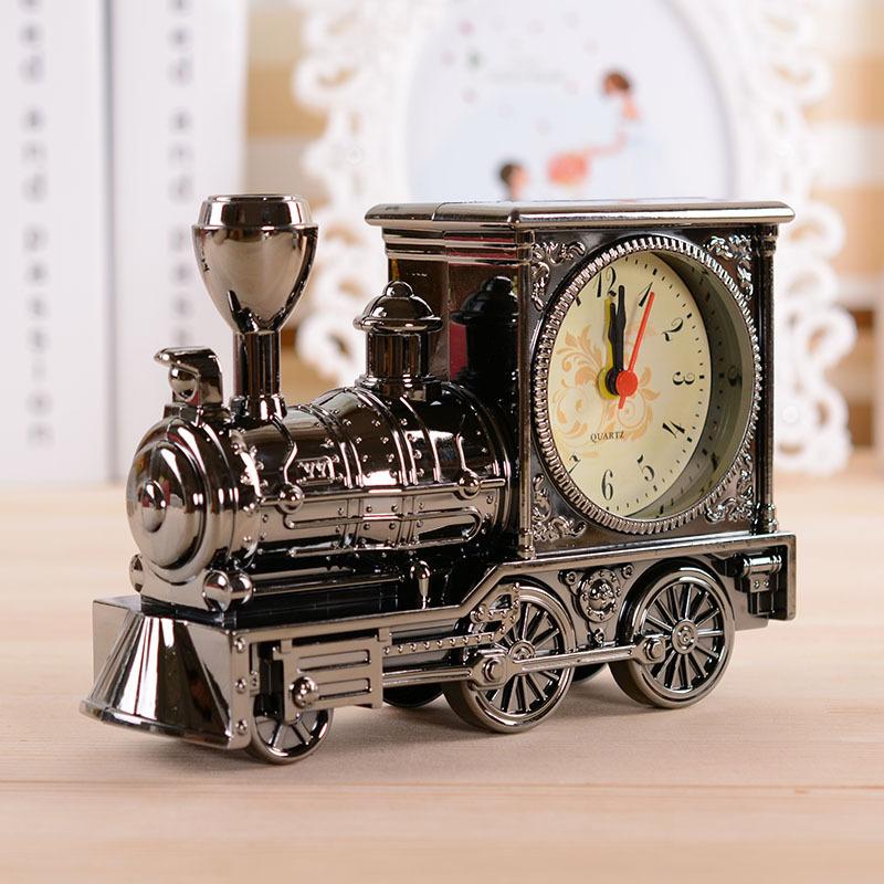 Fashion Personality Lastic Model Clock Retro Nostalgic Locomotive Alarm Clock Decoration Creative Home Gift Alarm Clock