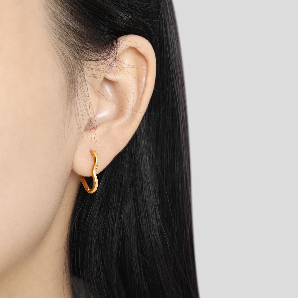 

Корейские серьги-каффы из титановой стали в форме сердца: Сладкий, Универсальный Женский Модный Аксессуар