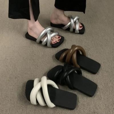 Mode Nouvelles Chaussures pour Femmes Tendance Bout Carré Rétro Décontractées Fond Plat Tongs de Plage Chaussures pour Femmes Zapatos De Mujer 2024
