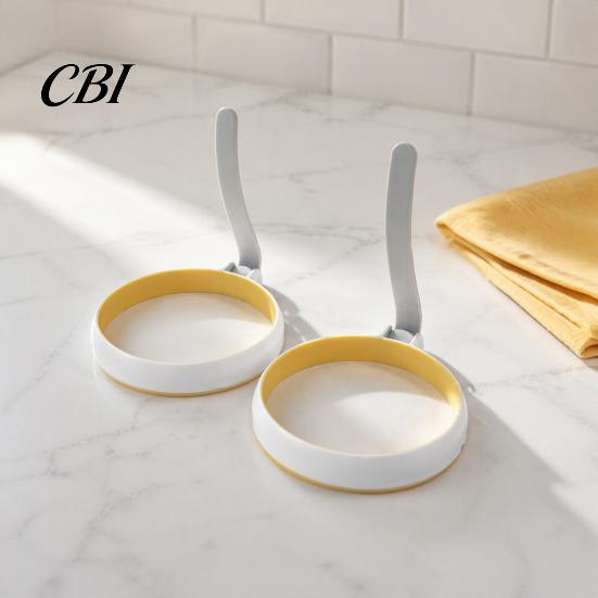 Kitchen Accessories for Eggs Fried Egg Cooker Ring with Handle, Non-Stick Round Mold, Safe Food Grade Heat Resistant Breakfast Tool Cooking
