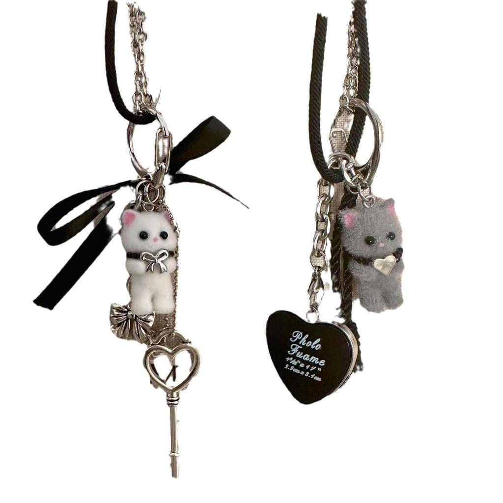 Heart Bow Cat Pendant Necklace - Cute Cartoon Accessory for Girls, Trendy and Fashionable