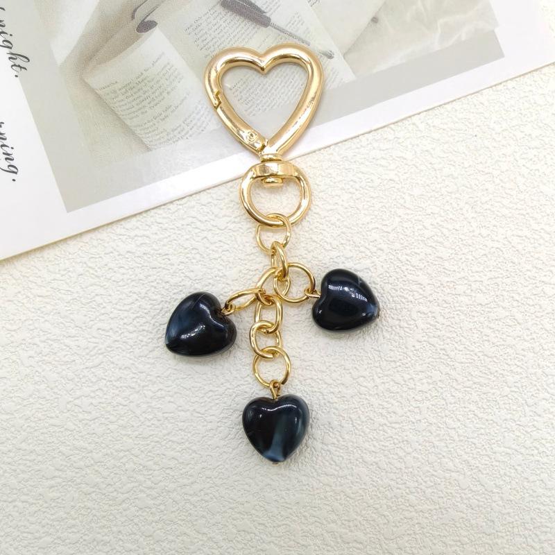 Koreańska Moda Breloczek z Serduszkiem i Smyczka do Telefonu z Zawieszką z Koralików