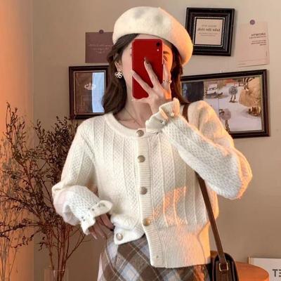 Cardigan lavorato a maglia maglione donna autunno e inverno vintage top piccolo e versatile corto design senso di maglione cardigan donna