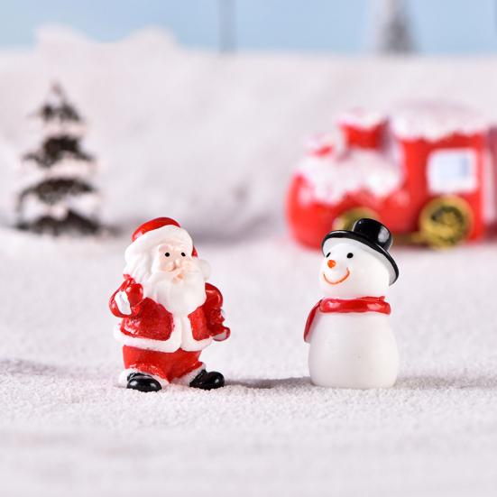 1Pc Christmas Santa Snowman Train Mini Figurine DIY Fairy Landscape Decoration