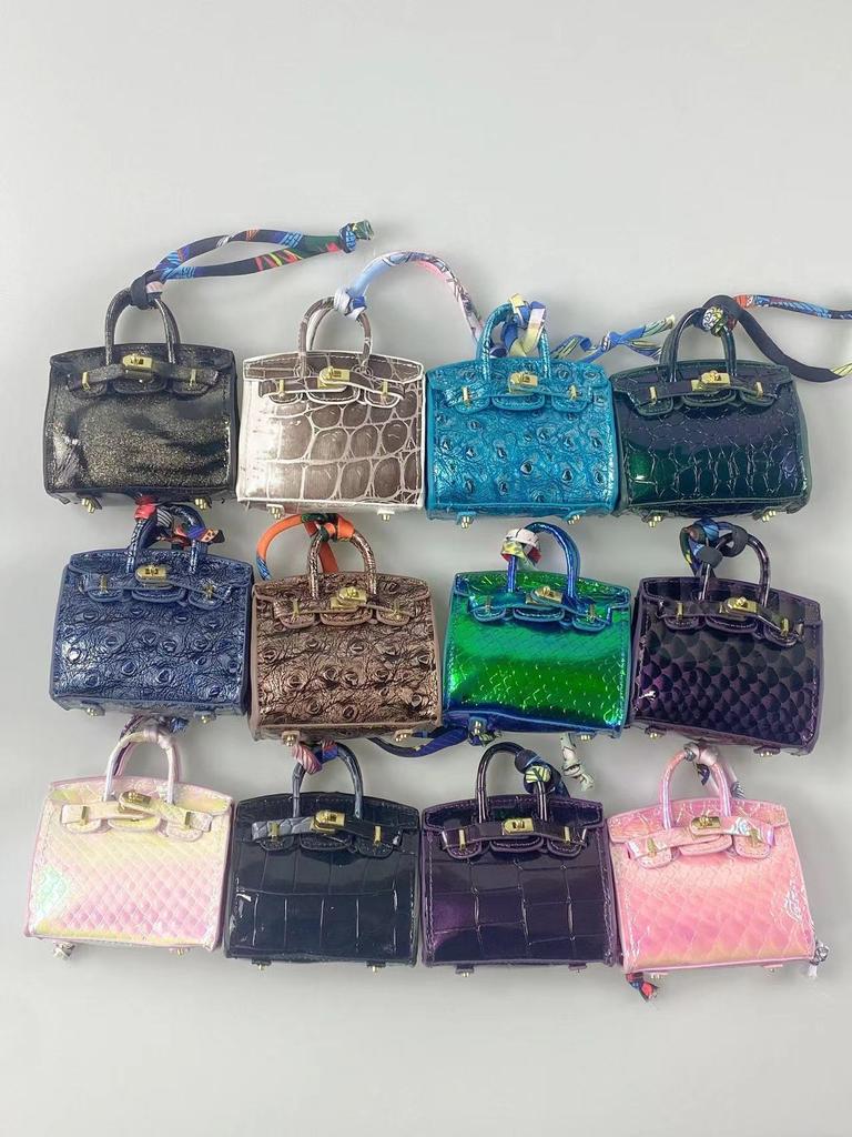 H Mini Platinum House Shaped Small Treasure Slant Hanging Small Pendant Creative Cute Earphone Bag Keychain