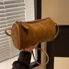 Módní semišová válcová taška pro ženy podzimní novinka všestranná na dojíždění matná textura crossbody tašky jednoduchá elegantní taška přes rameno